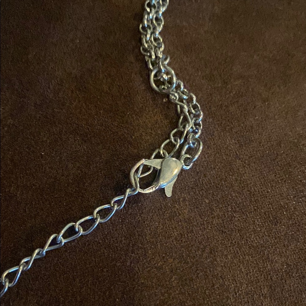 Elegant Silver Tassel Necklace - Picture 6 of 7
